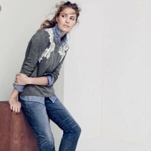 J.Crew Gray - White Lace Appliqué Pullover Crew Neck Sweater Sz Medium